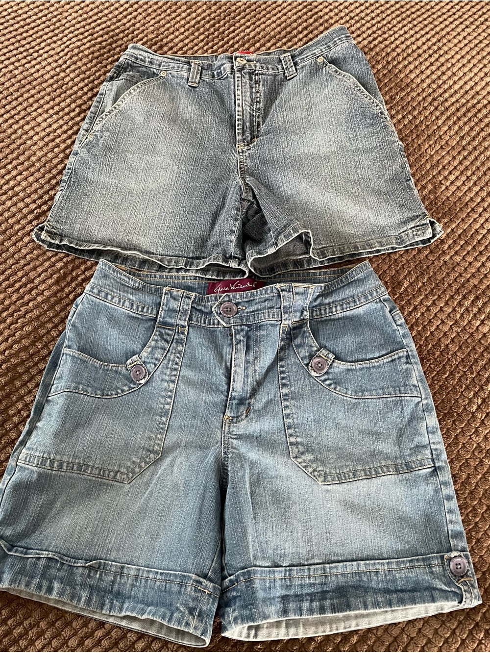 Gloria Vanderbilt Women’s Faded Denim Shorts Size 8 - Lot of 2